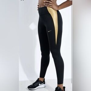 Nike Color Block Training Leggings